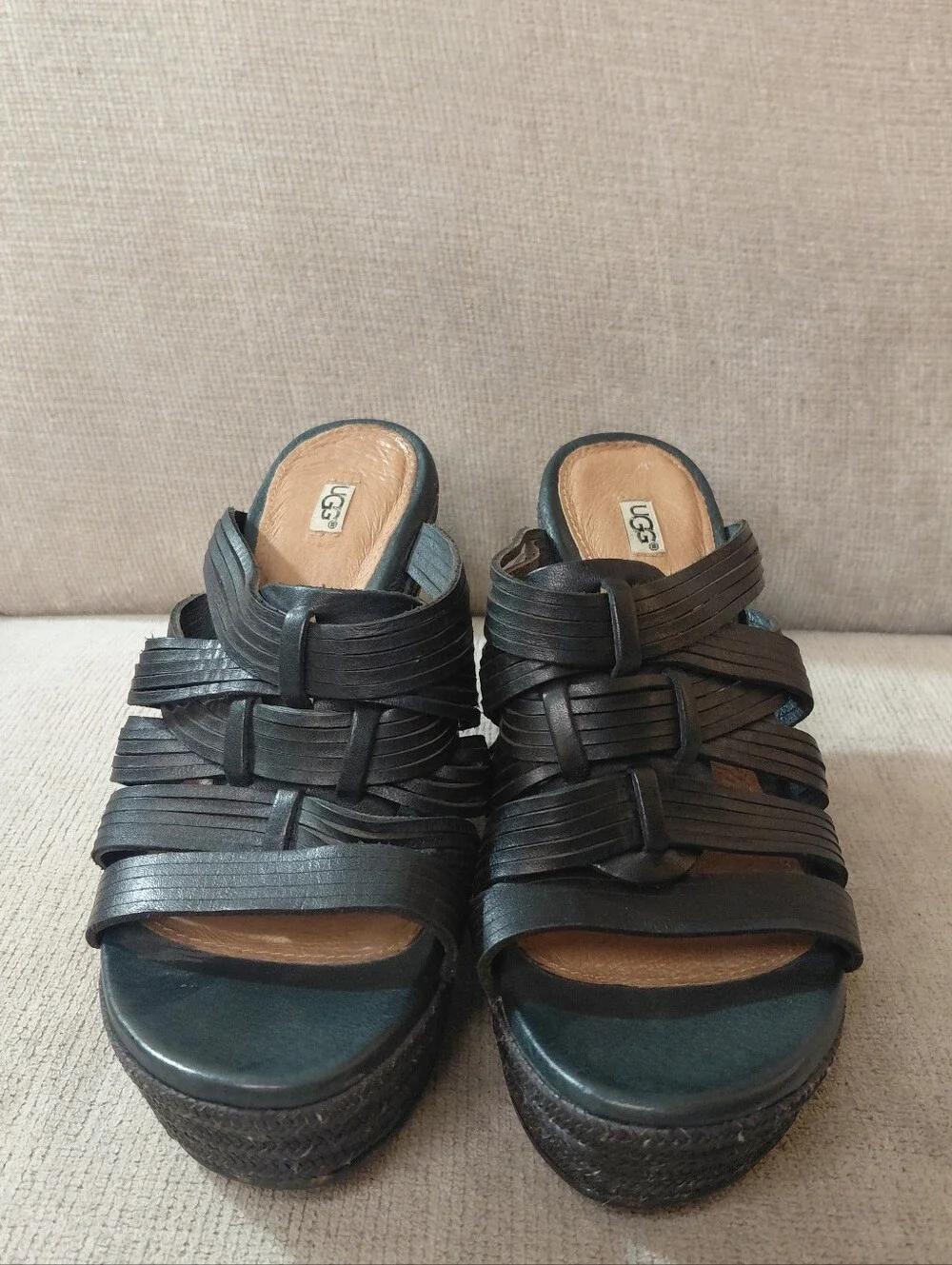 UGG Melinda Black Strappy Espadrille Wedge Sandals Size 7